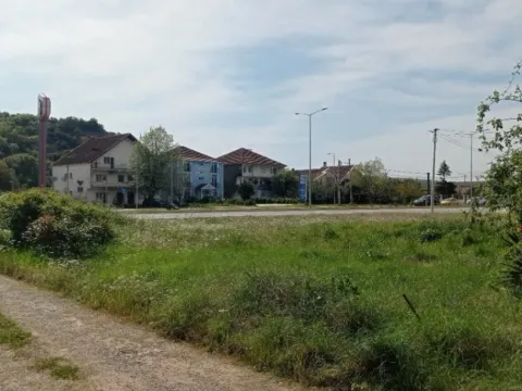 Izdavanje, plac, 2000m², Zlatica, Podgorica - image 4