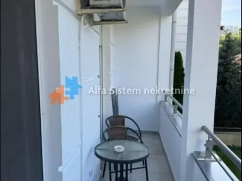 Rent, two bedroom apartment, 70m², Savski Venac, Beograd - image 18