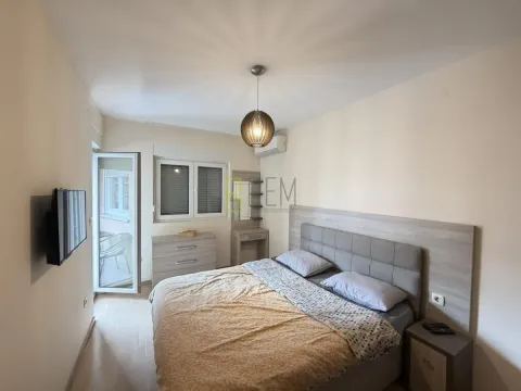 Izdavanje, dvosoban stan, 72m², City Kvart, Podgorica - image 5