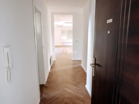 Izdavanje, trosoban stan, 168m², Pantelej, Niš - image 9