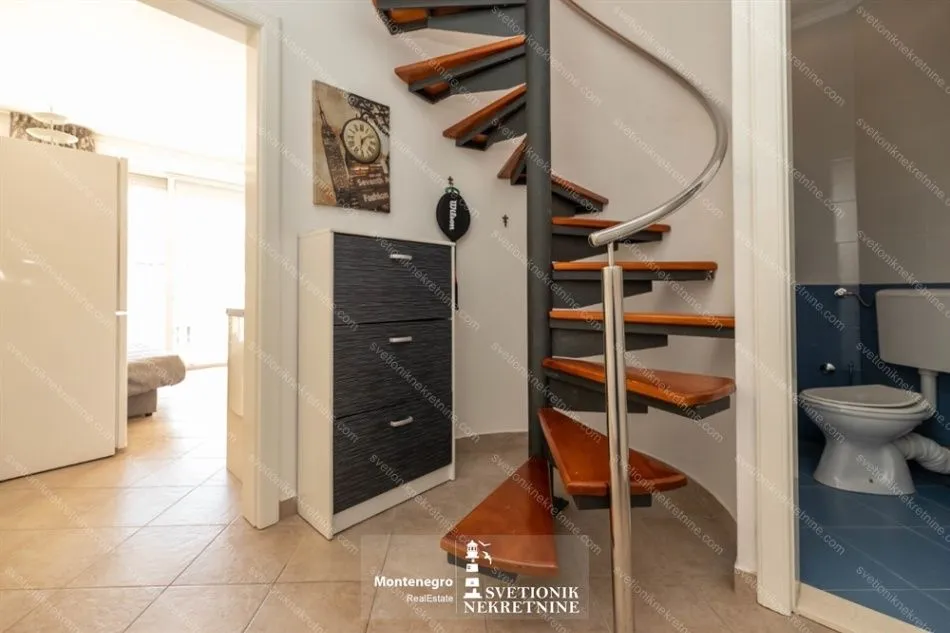 Prodaja, dvosoban stan, 65m², Đenovići, Herceg Novi