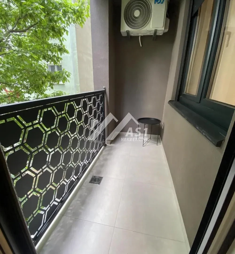 Izdavanje, dvosoban stan, 40m², Sajam, Novi Sad Sve Podlokacije