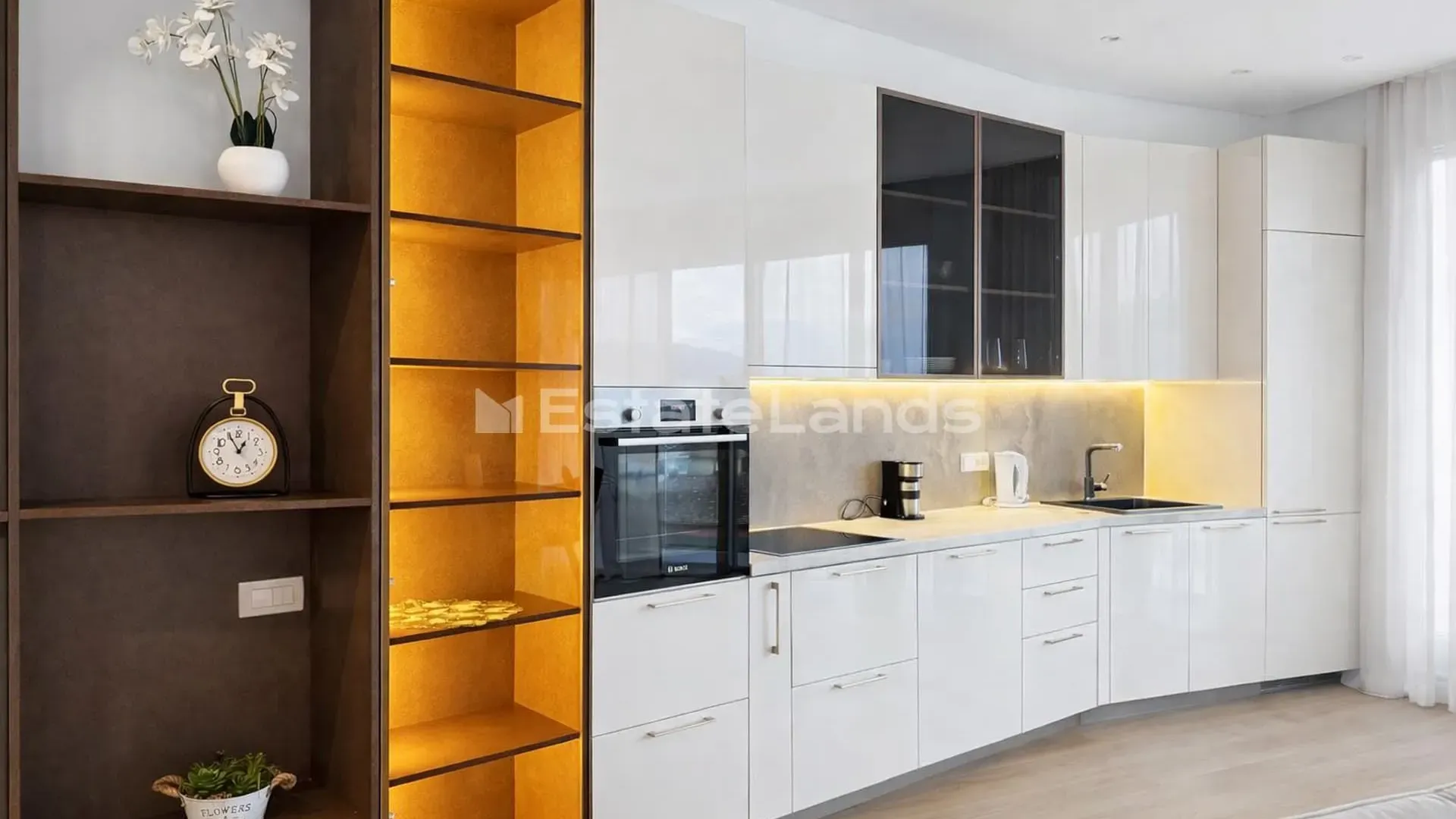 Prodaja, dvosoban stan, 76m², Kava, Tivat