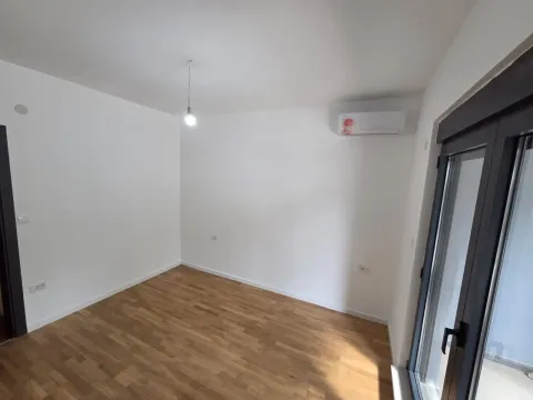 Prodaja, jednosoban stan, 49m², Zagorič, Podgorica - image 10