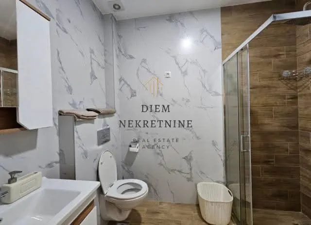 Rent, one bedroom apartment, 38m², Centar, Bar
