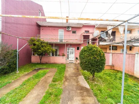 Prodaja, dvosoban stan, 150m², Stari Aerodrom, Podgorica - image 2