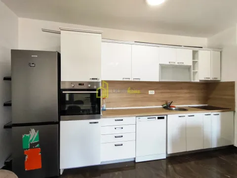 Izdavanje, dvosoban stan, 65m², Dalmatinska ulica, Podgorica - image 3