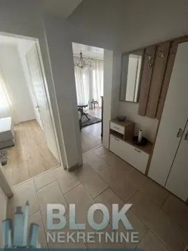 Izdavanje, jednosoban stan, 42m², Dalmatinska ulica, Podgorica - image 5