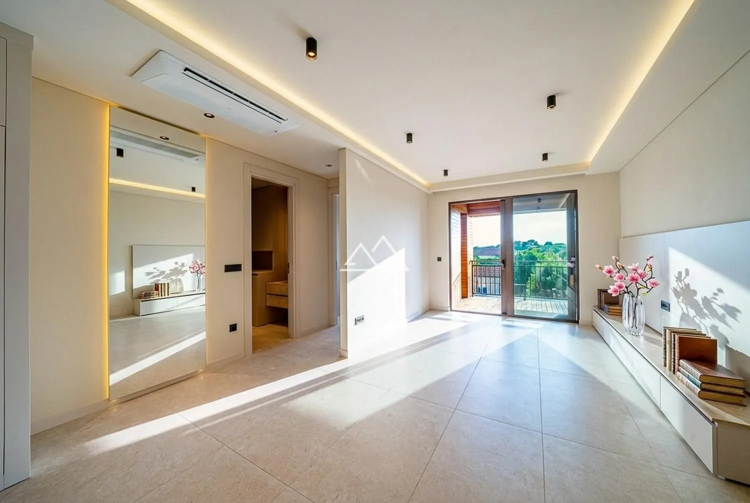 Sale, two bedroom apartment, 125m², Centar, Tivat