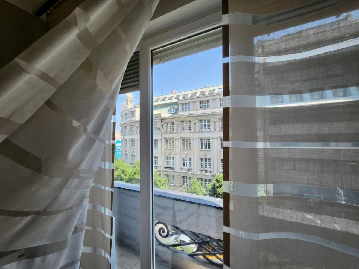 Izdavanje, poslovni prostor, 80m², Stari Grad, Beograd