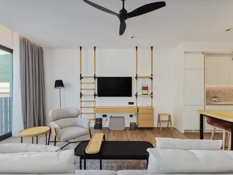 Prodaja, stan, 50m², Tivat, Crna Gora - image 1