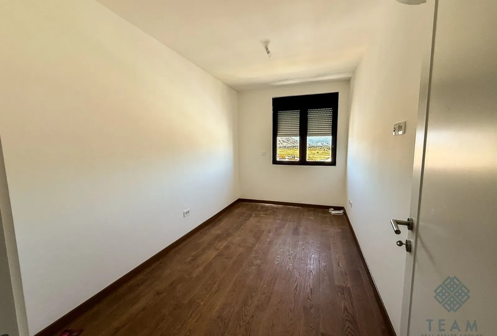 Prodaja, trosoban stan, 127m², Tološka šuma, Podgorica