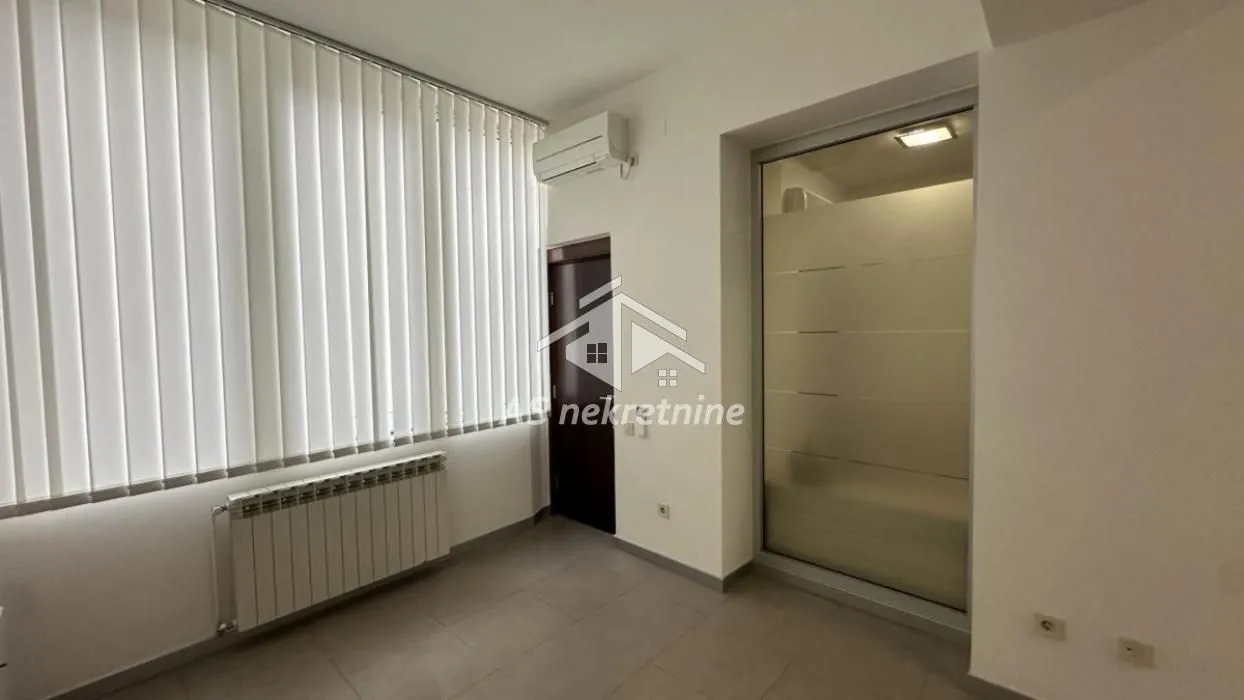 Rent, apartment, 223m², Kalenić Pijaca, Vračar Sve Podlokacije
