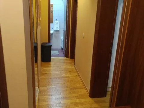 Izdavanje, dvosoban stan, 71m², Central Point, Podgorica - image 6