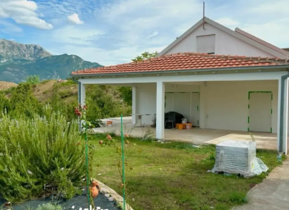 Sale, house, 121m², Vranovići, Kotor