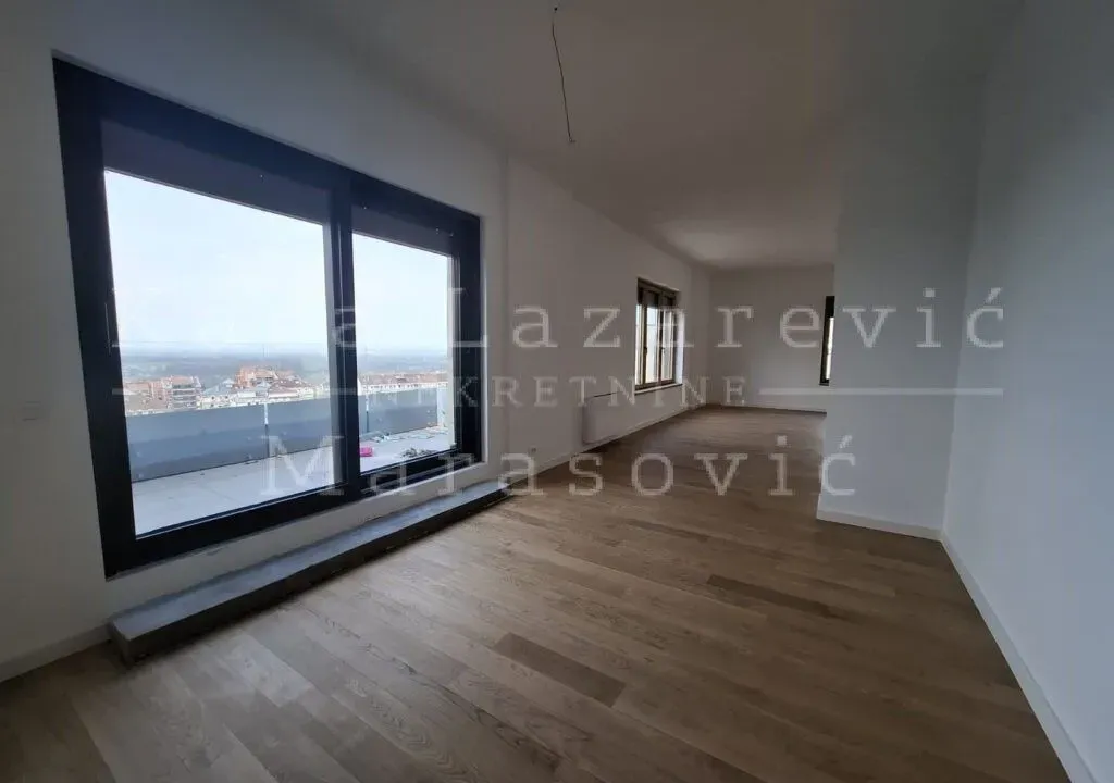 Prodaja, četvorosoban stan, 143m², Čukarica, Beograd