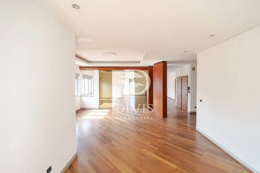 Prodaja, četvorosoban stan, 286m², Dedinje Sve Podlokacije, Beograd