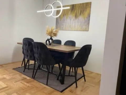 Prodaja, dvosoban stan, 58m², Stari Aerodrom, Podgorica - image 12