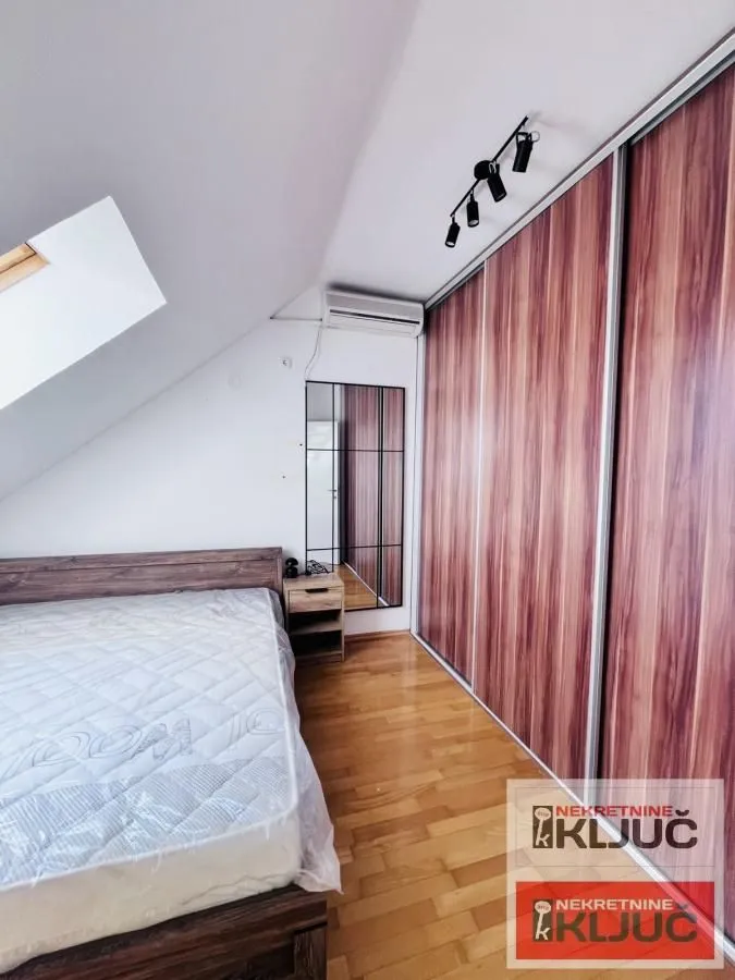 Prodaja, dvosoban stan, 42m², Centar, Novi Sad