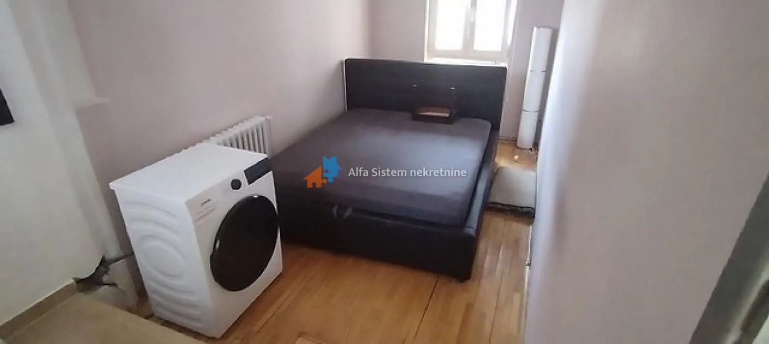 Rent, office space, 180m², Stari Grad, Beograd