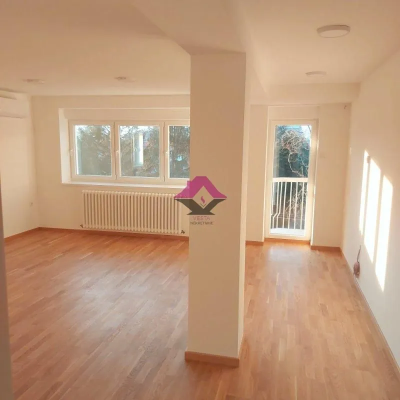 Prodaja, trosoban stan, 89m², Sremska Kamenica, Petrovaradin