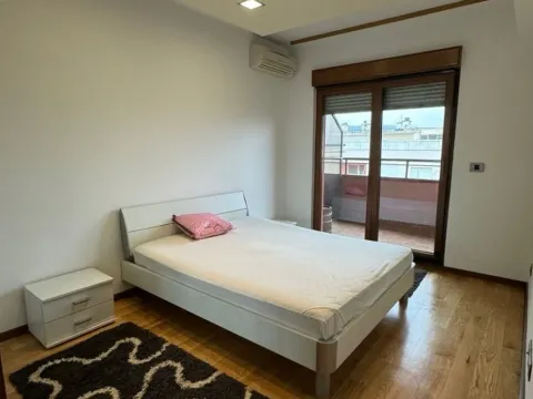 Izdavanje, dvosoban stan, 88m², Preko Morače, Podgorica - image 6