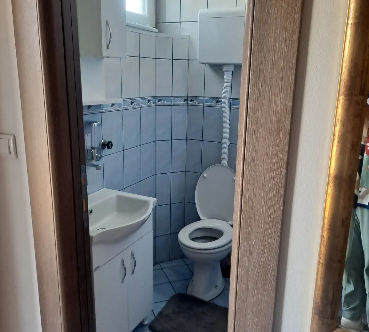 Izdavanje, trosoban stan, 130m², Stari Aerodrom, Podgorica