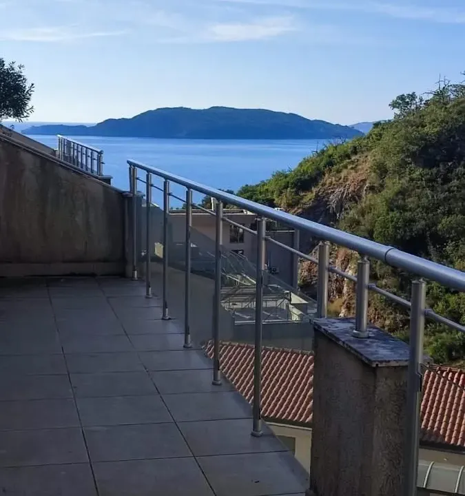 Prodaja, dvosoban stan, 64m², Pržno, Budva