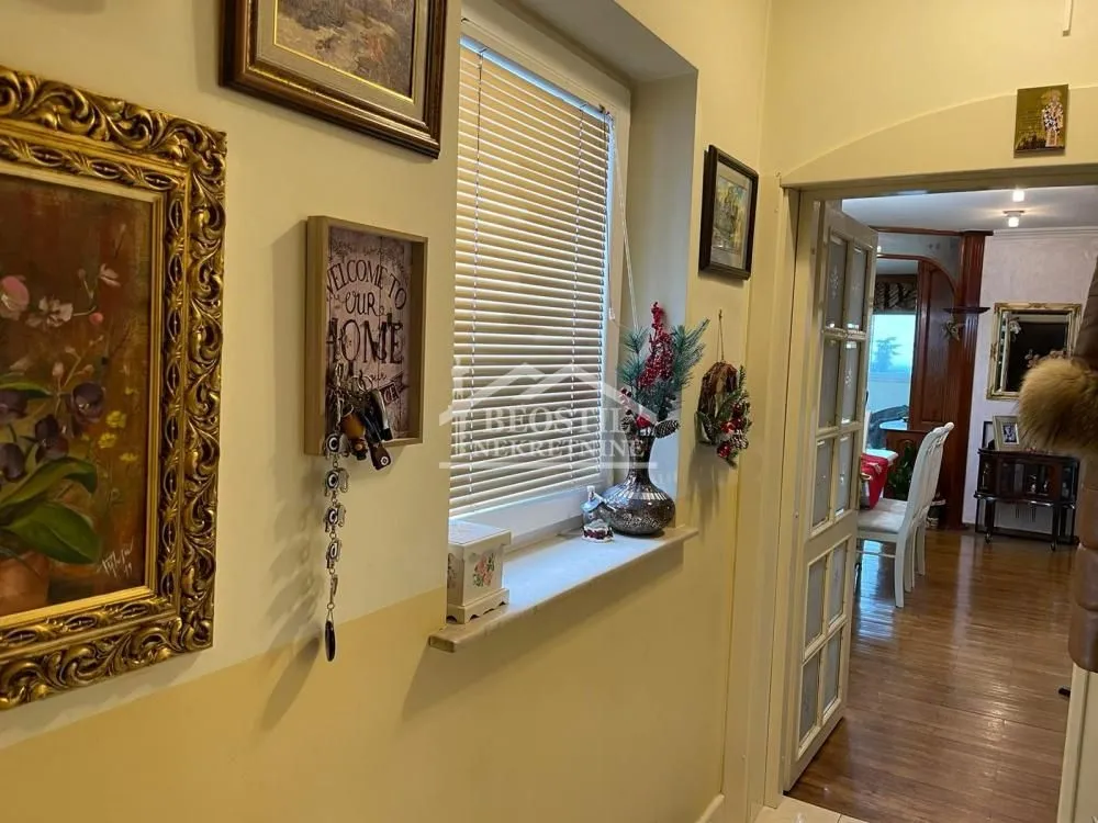Sale, three bedroom apartment, 101m², Čukarica, Beograd