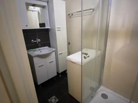 Rent, three bedroom apartment, 82m², Centar, Podgorica - image 13