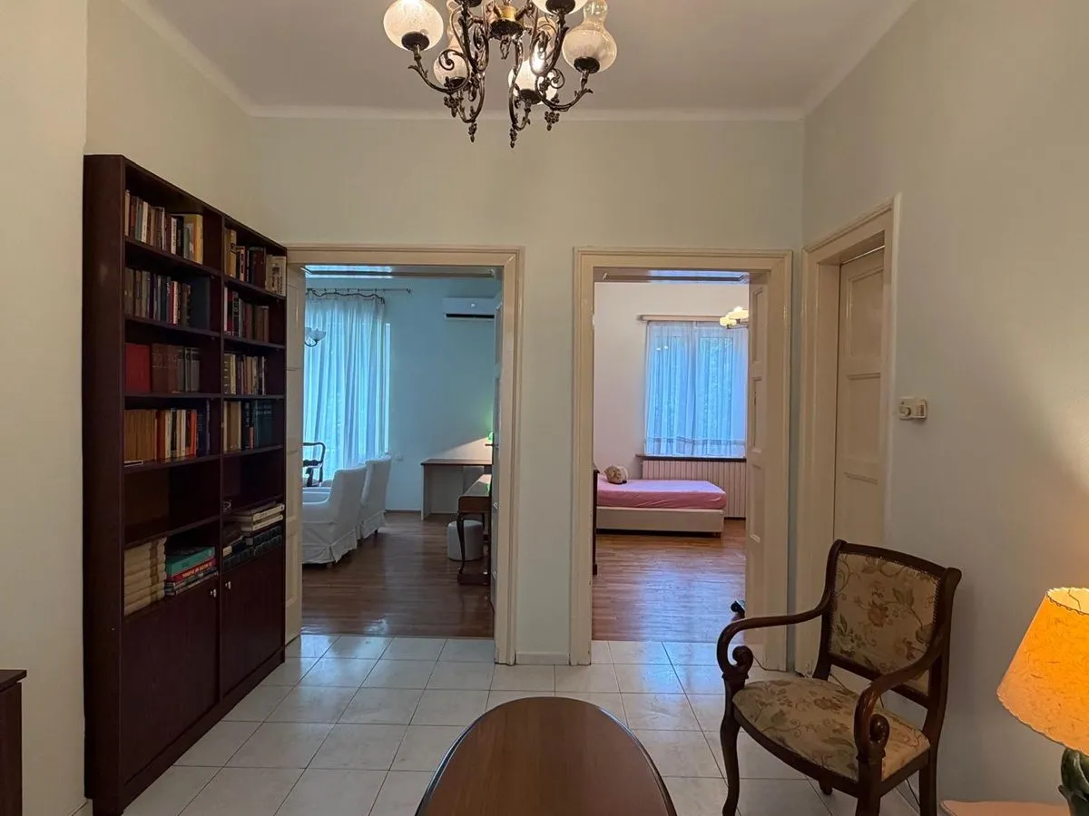 Rent, two bedroom apartment, 80m², Dorćol Sve Podlokacije, Beograd
