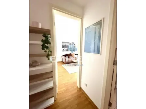 Izdavanje, dvosoban stan, 60m², Novi Beograd Blok 67, Novi Beograd Sve Podlokacije - image 9