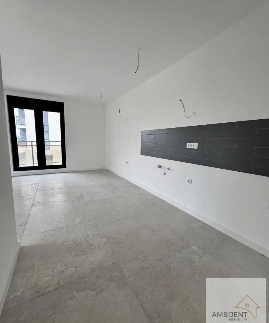 Prodaja, trosoban stan, 77m², Novi Banovci, Stara Pazova