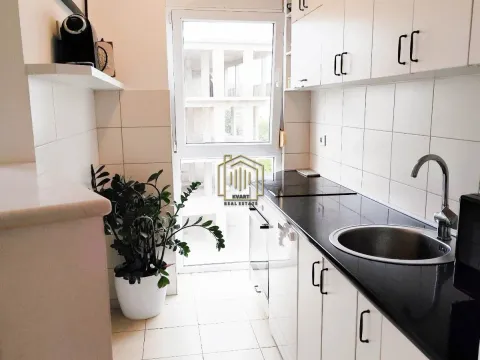 Izdavanje, dvosoban stan, 75m², Preko Morače, Podgorica - image 2