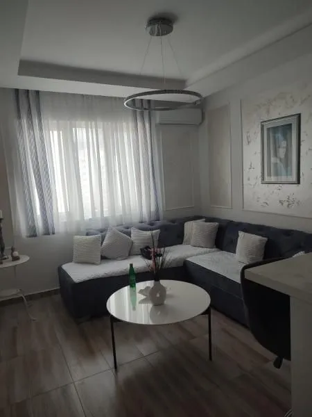 Izdavanje, jednosoban stan, 40m², Bar, Crna Gora