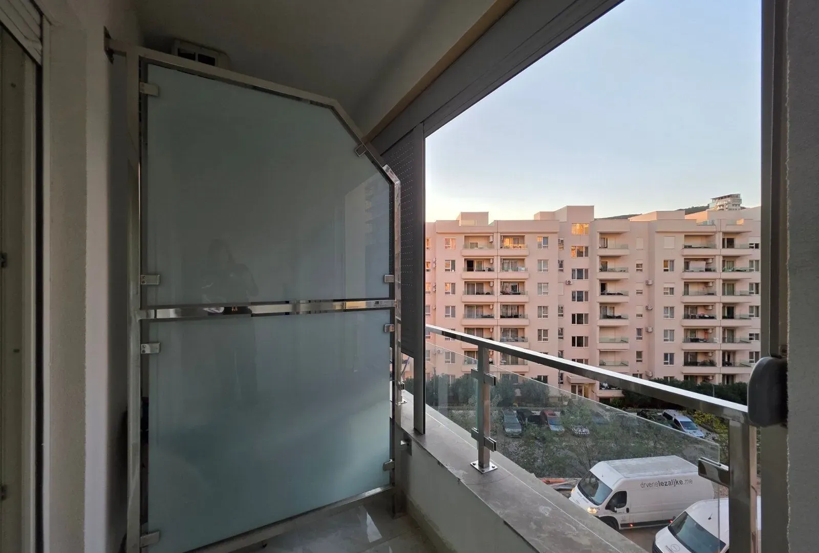 Sale, two bedroom apartment, 58m², Bečići, Budva
