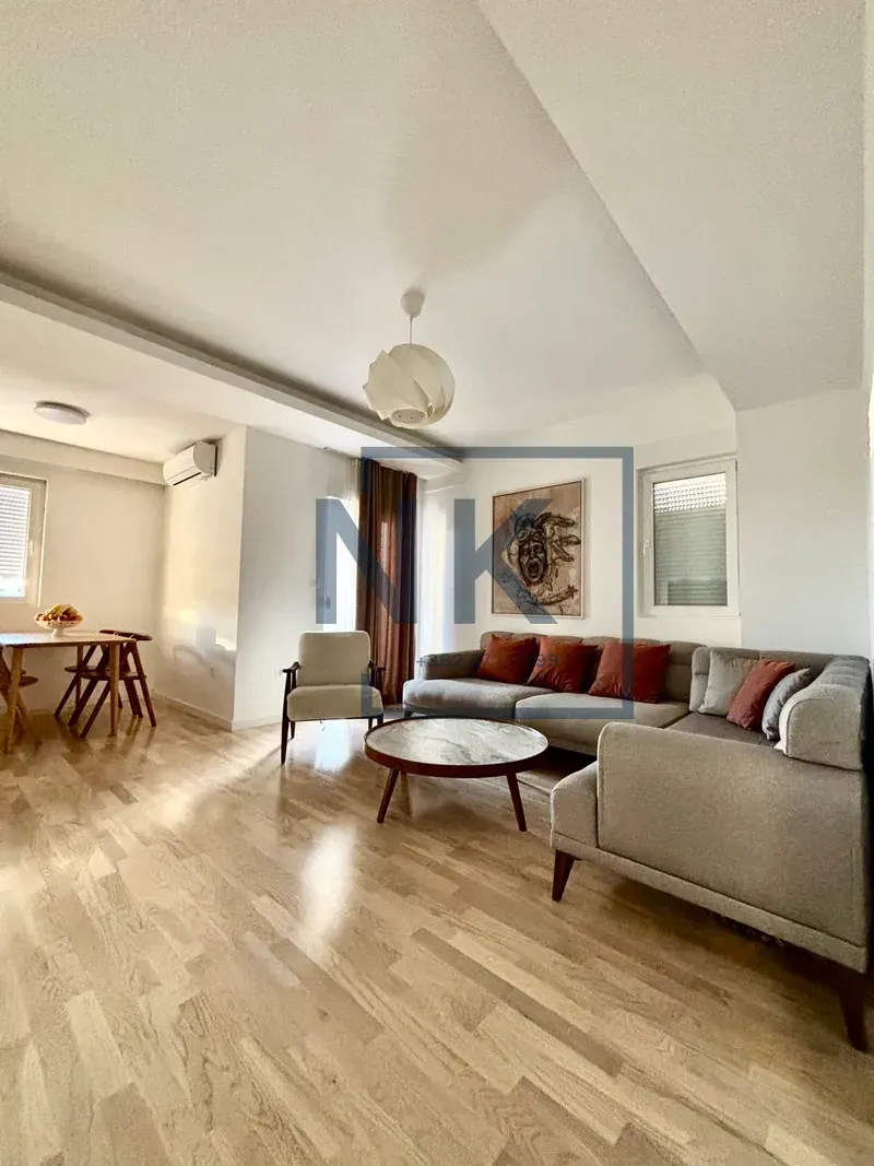 Prodaja, dvosoban stan, 67m², Centar, Podgorica