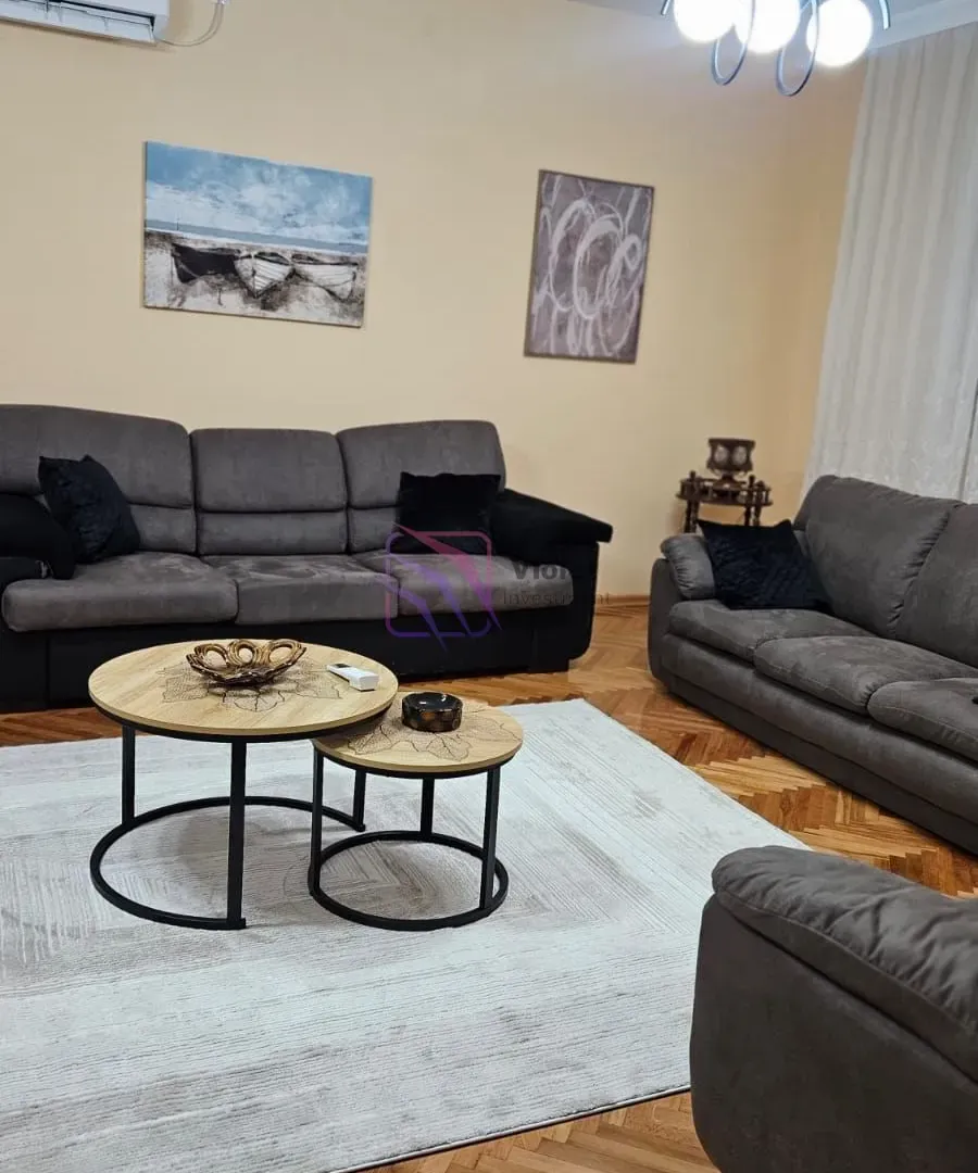 Rent, house, 200m², Gornja Gorica, Podgorica
