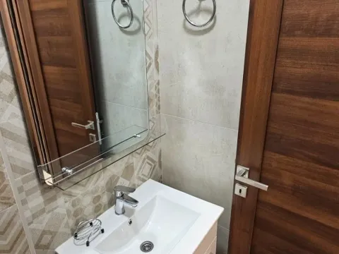 Rent, office space, 46m², Pobrežje, Podgorica - image 5