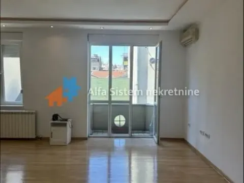 Izdavanje, dvosoban stan, 86m², Vračar Sve Podlokacije, Beograd - image 6