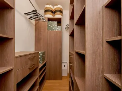 Prodaja, jednosoban stan, 73m², Bečići, Budva - image 10