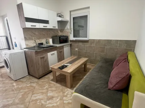 Rent, one bedroom apartment, 35m², Bjeliši, Bar - image 4