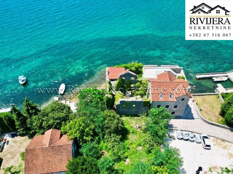 Sale, house, 104m², Risan, Kotor