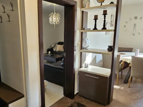 Prodaja, jednosoban stan, 52m², Igalo, Herceg Novi - image 2