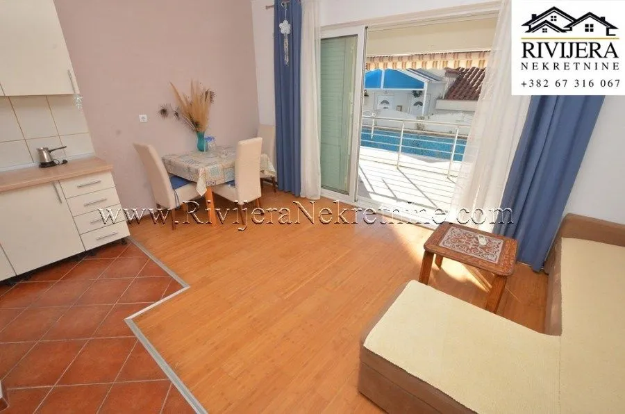 Prodaja, jednosoban stan, 43m², Centar, Herceg Novi