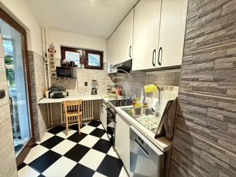 Sale, four bedroom apartment, 102m², Centar, Novi Sad - image 14