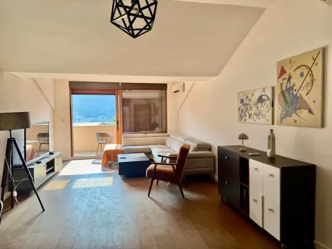 Rent, two bedroom apartment, 108m², Dobrota, Kotor - image 2