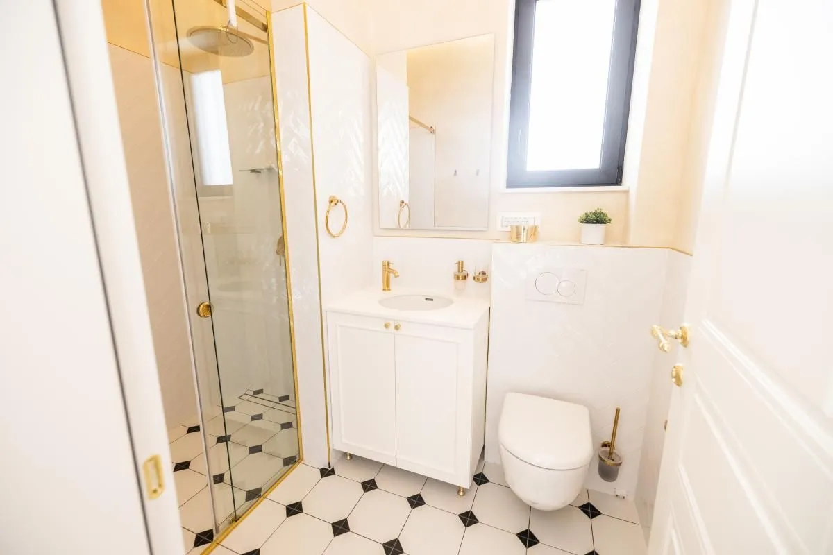 Izdavanje, stan, 131m², Sremska Kamenica, Petrovaradin