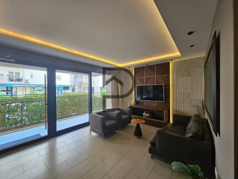 Izdavanje, stan, 60m², Blok 6, Podgorica - image 13