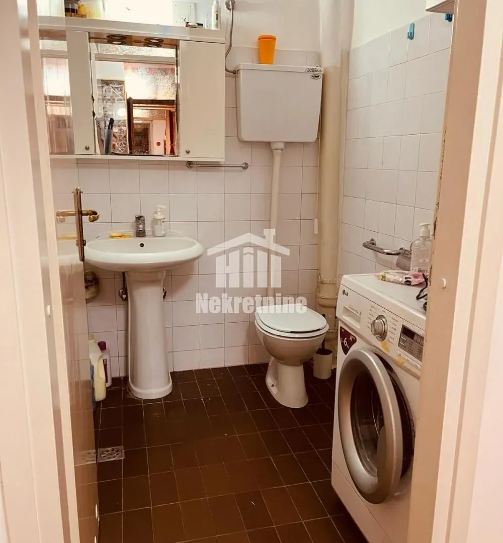 Prodaja, trosoban stan, 103m², Čukarica, Beograd